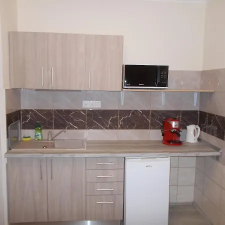 Szallashely Апартаменты Дебрецен